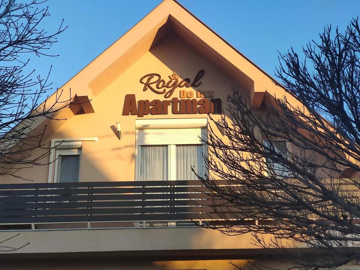 Royal De Lux Apartment Hajduszoboszlo
